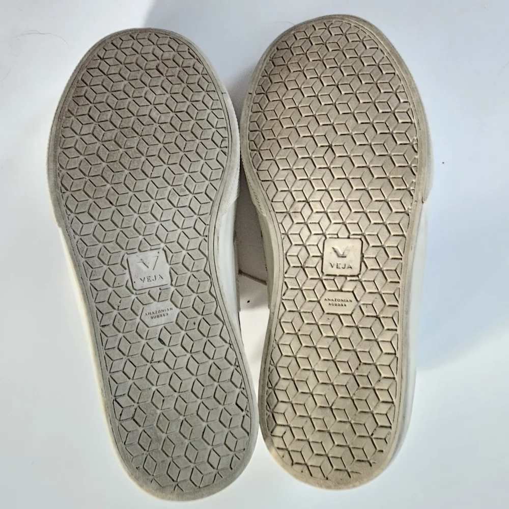 Veja Campo Suede Sneaker - "Natural White" - Picture 11 of 11